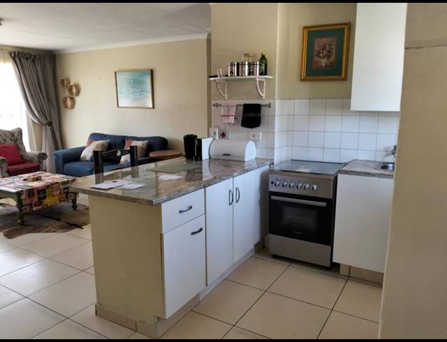 2 BEDROOM TOWNHOUSE FOR SALE IN VERWOERDPARK